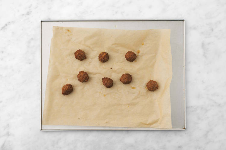 Former et cuire les boulettes