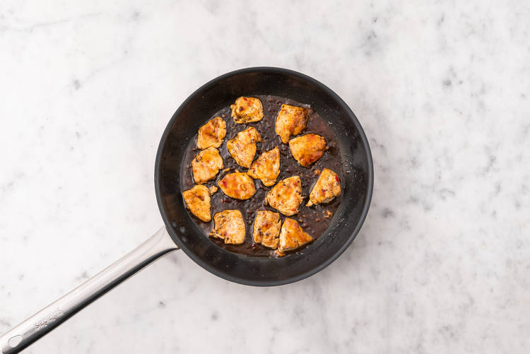 Make sauce and finish chicken