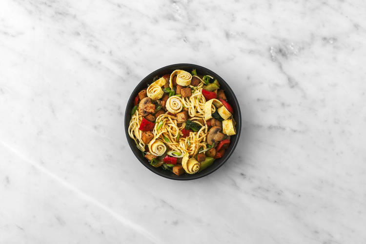 Make sauce and serve