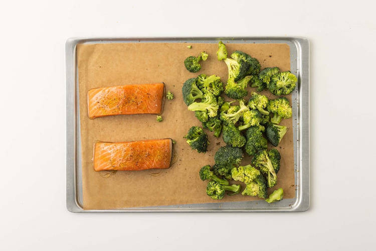 Roast Salmon & Broccoli