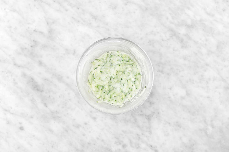 Préparer le dip au fromage frais
