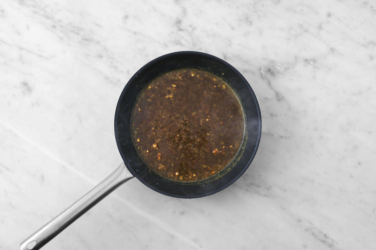 Prepara la salsa de naranja