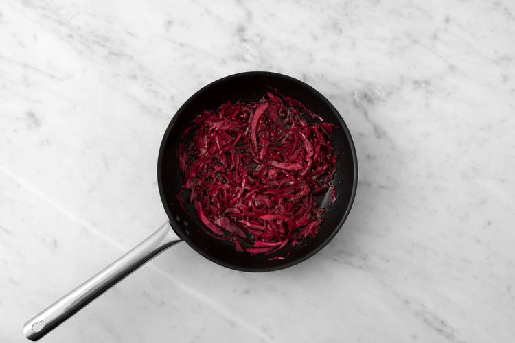 Make sauerkraut