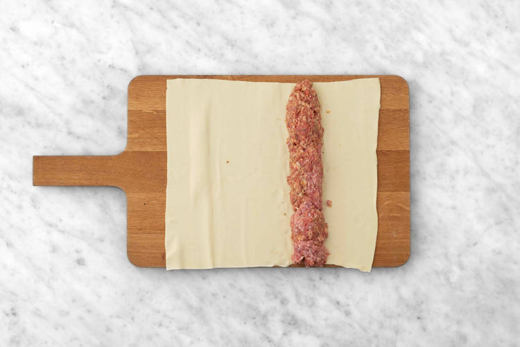 Start sausage roll assembly