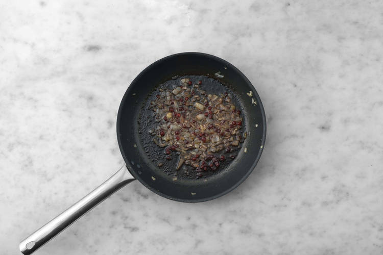 Preiselbeerentopping zubereiten