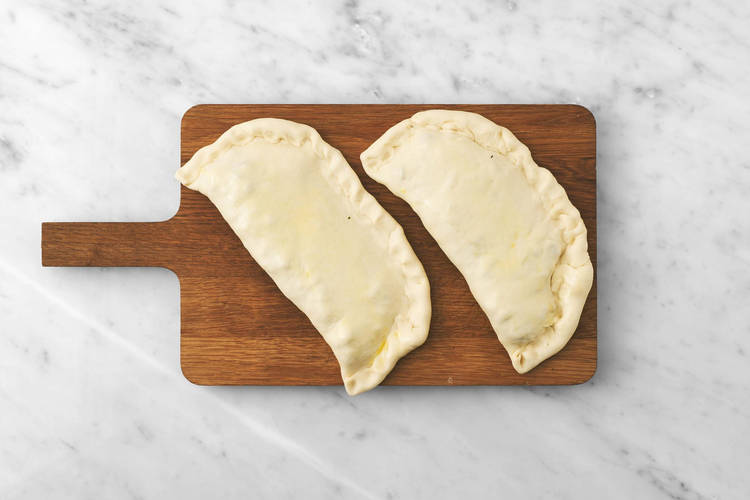Assemble calzones