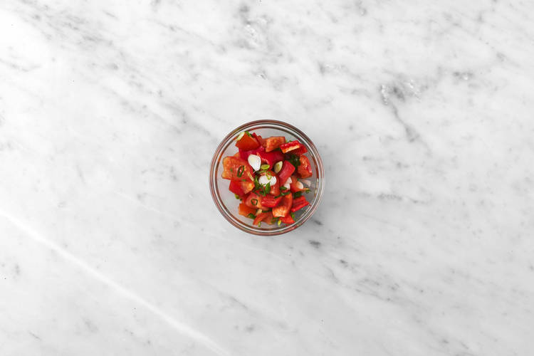 Préparer le pico de gallo aux  poivrons
