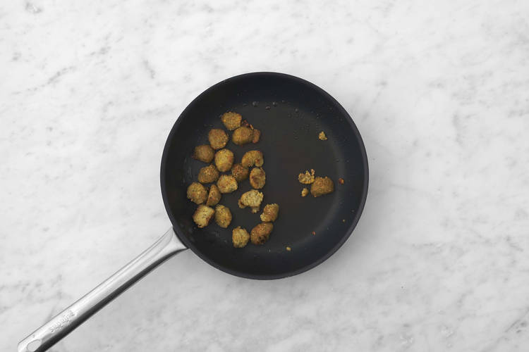 Pan-fry falafel