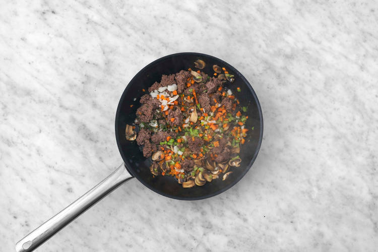 Préparer la sauce ragù