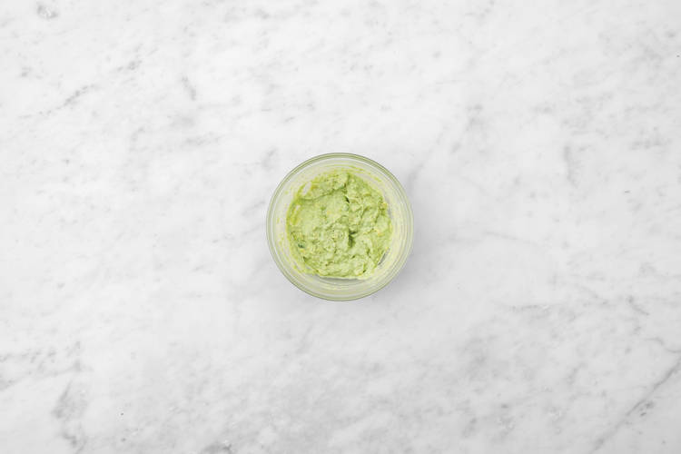 Préparer la crème d'avocat