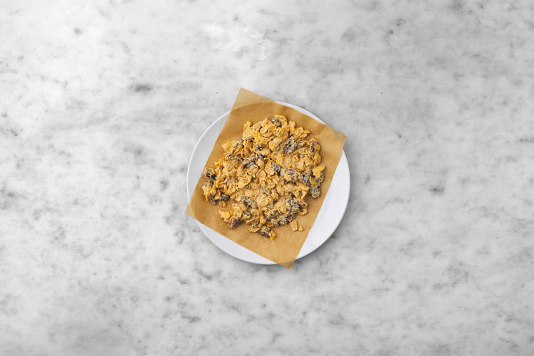 Make cranberry-pecan crunch topping