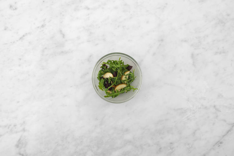Blanda sallad