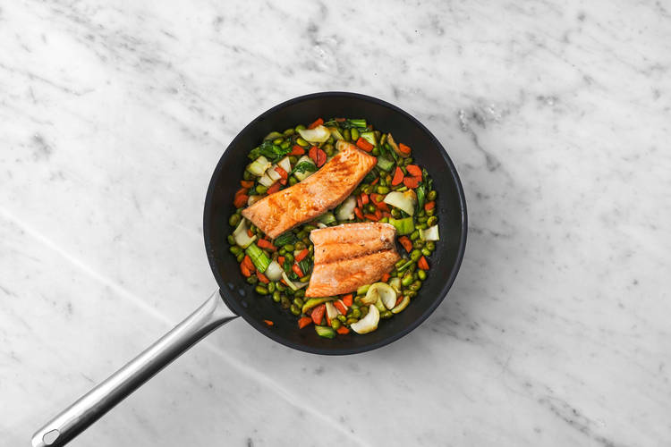 Préparer le glaçage au sésame