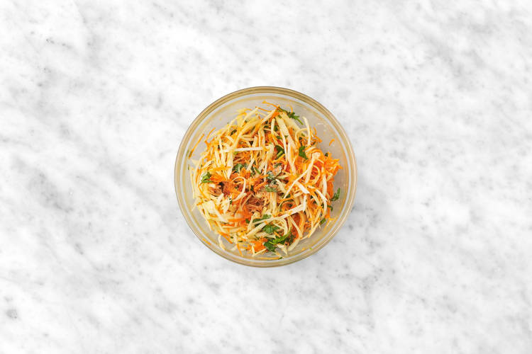 Préparer la salade de chou