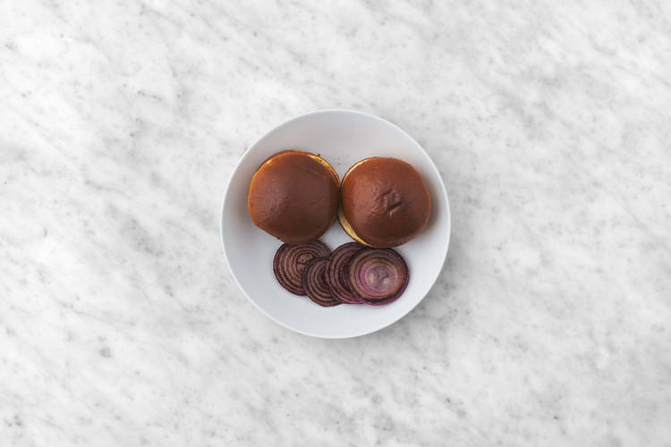 Griller les oignons et les pains