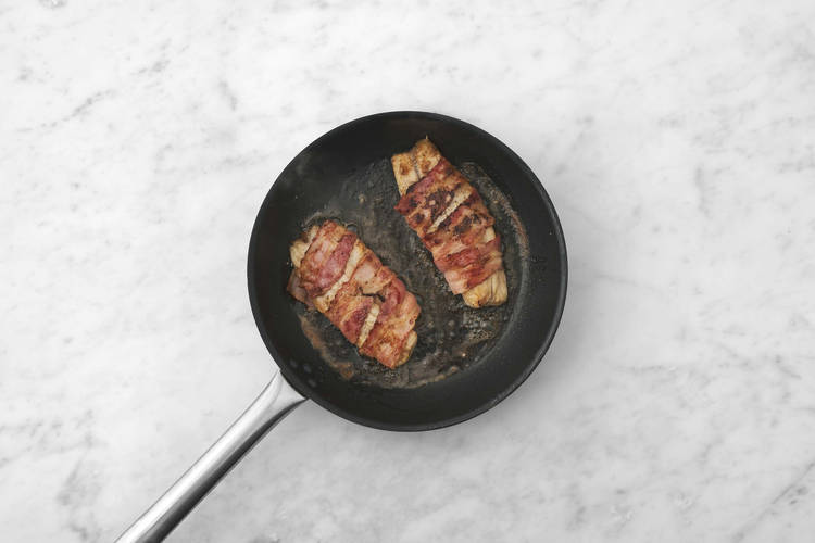 Fry the fish