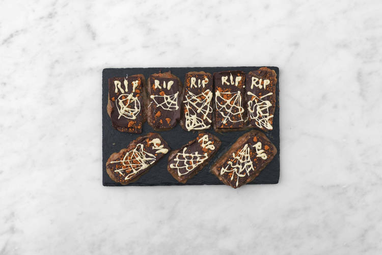 Decorate, Serve and Spook