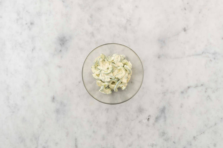 Für den Gurkensalat