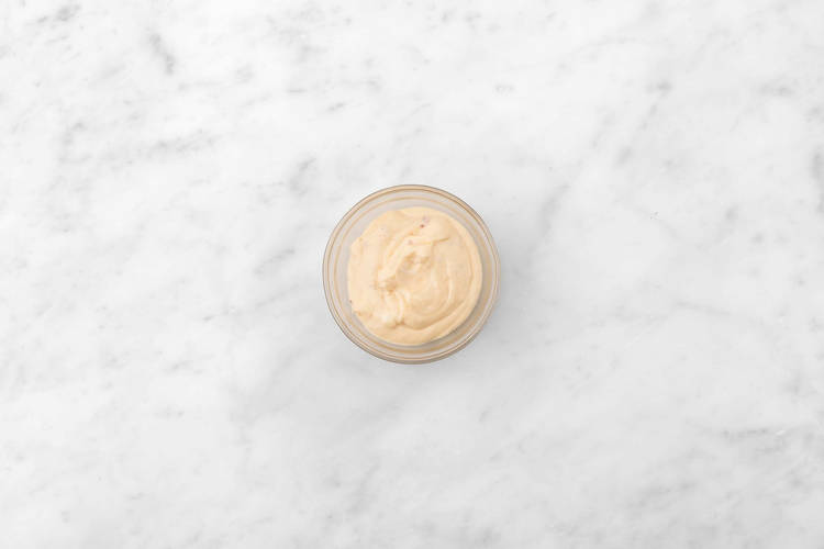 Terminer la préparation et faire la sauce bang bang