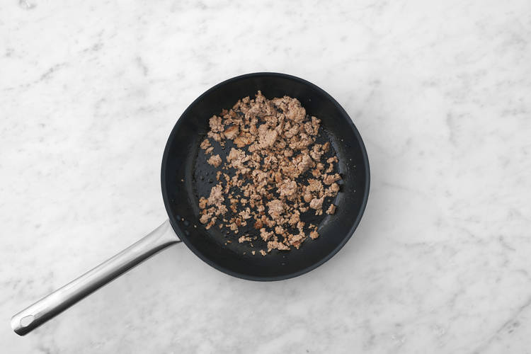 Cuocere la salsiccia