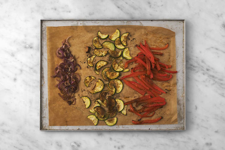 Les oignons s’ajoutent