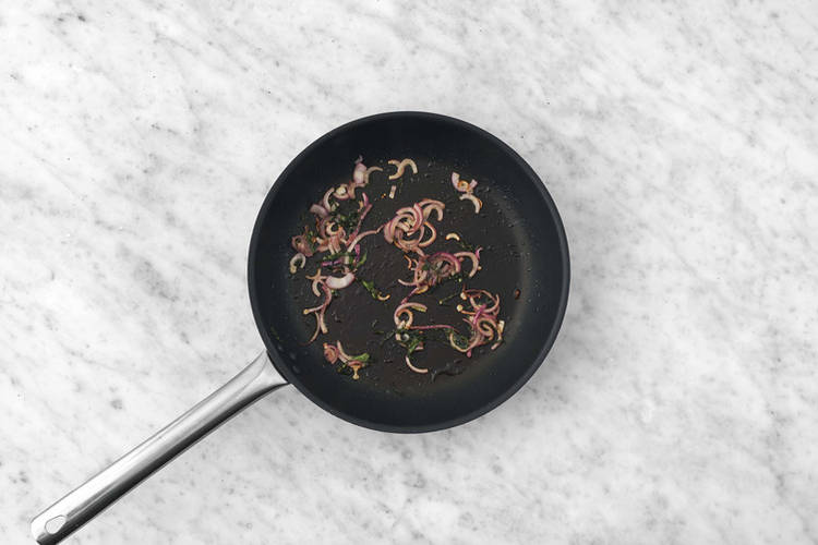 Réaliser le confit d'oignons