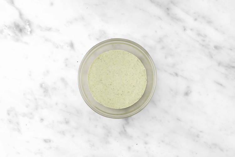 Faire la sauce herbacée