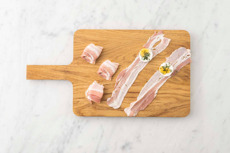 Ziegenkäse umwickeln