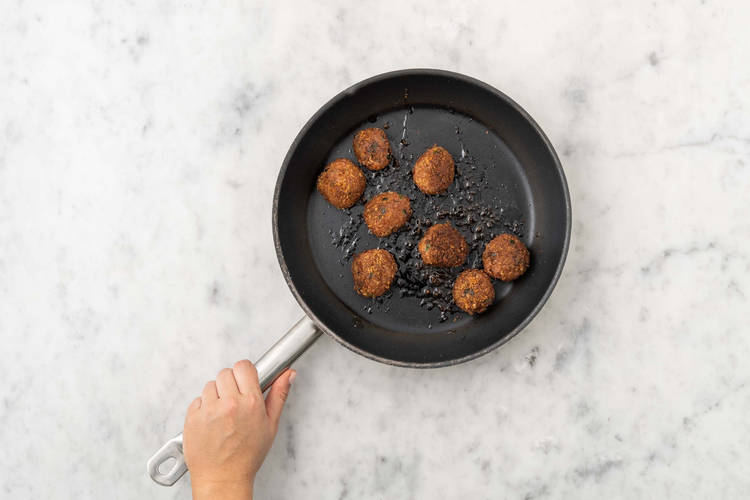 Hackbällchen braten