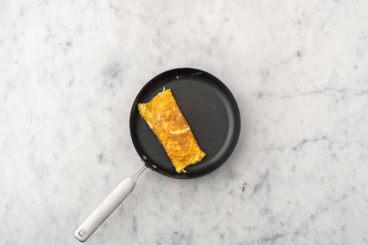 Make the omelette