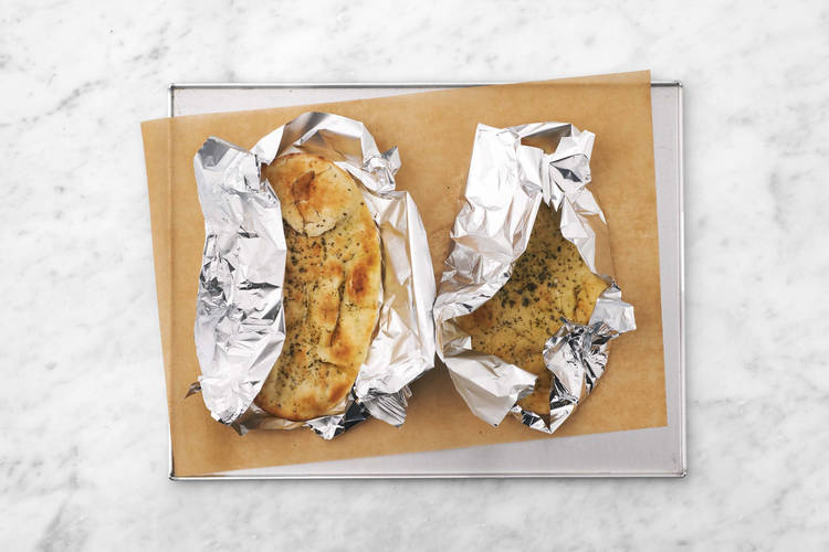 Varm naanbrød