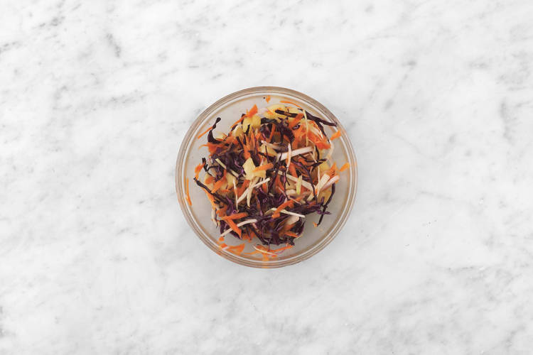 Make your Pineapple Slaw