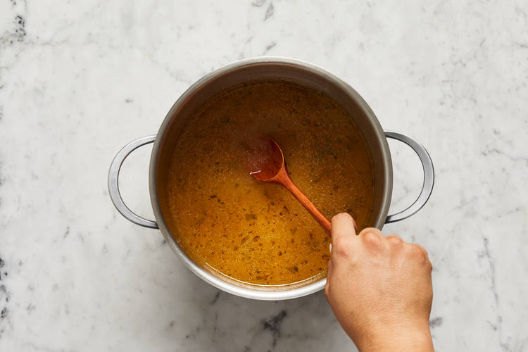 MAKE POACHING LIQUID