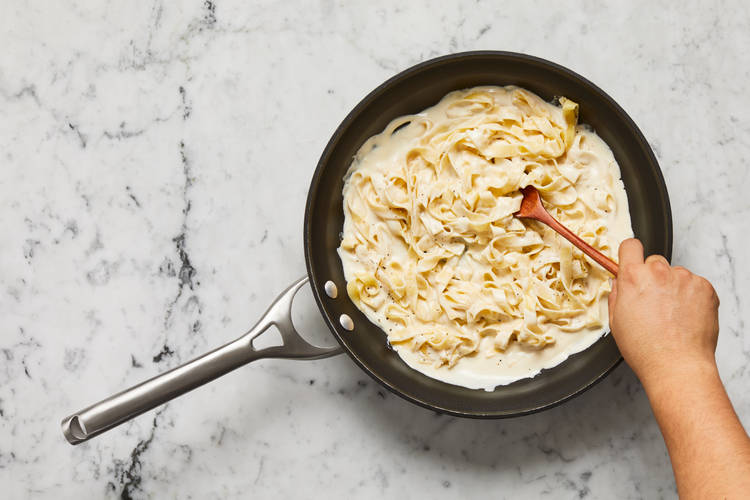 MAKE SAUCE & COOK PASTA