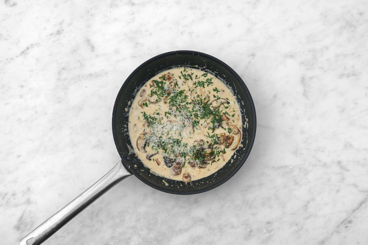 Cook truffle mushroom sauce