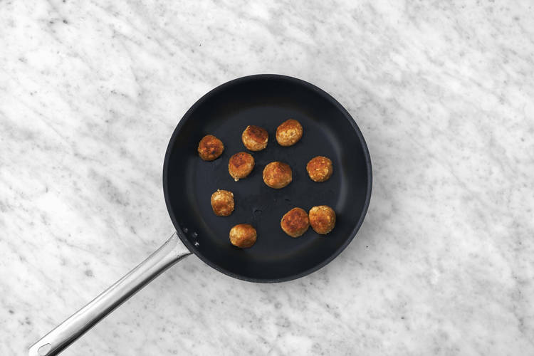 Cocina las bolitas de tofu