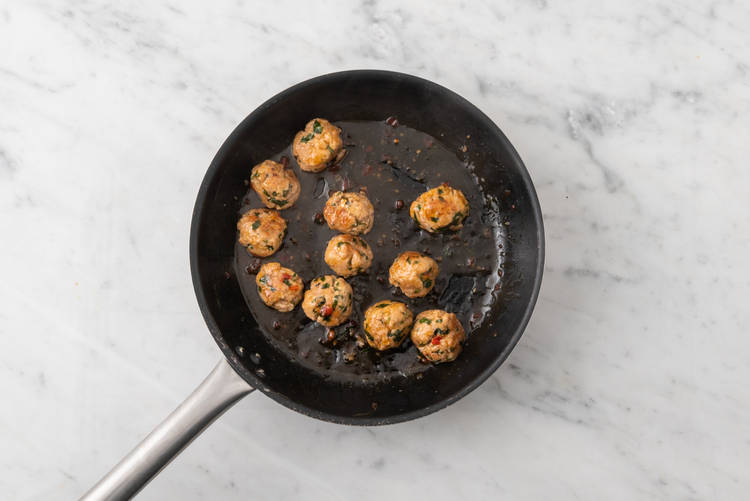 Cuocere le polpette