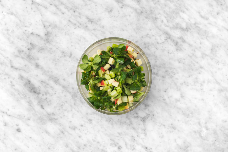 Mescolare l'insalata