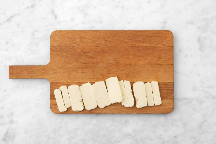 Préparer l’haloumi et la mayo à la lime