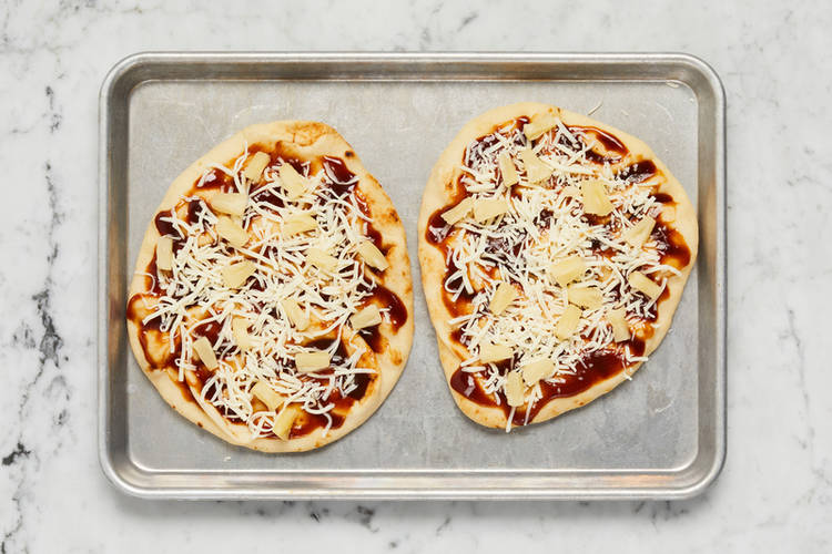 Assembler les pains plats