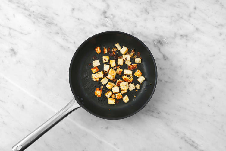 Pan-fry halloumi