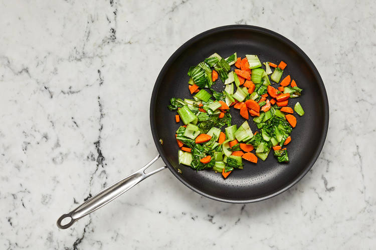 Toast sesame and cook veggies