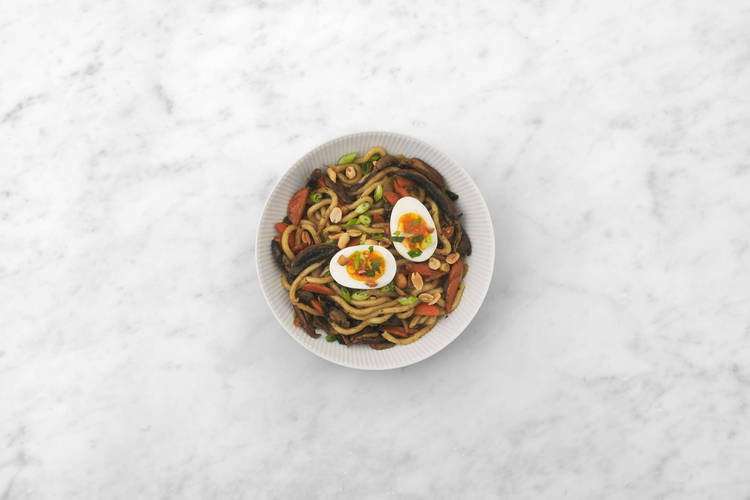 Tout le monde à table