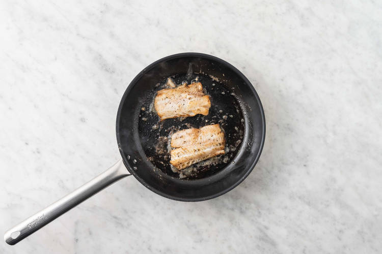Fry the hake