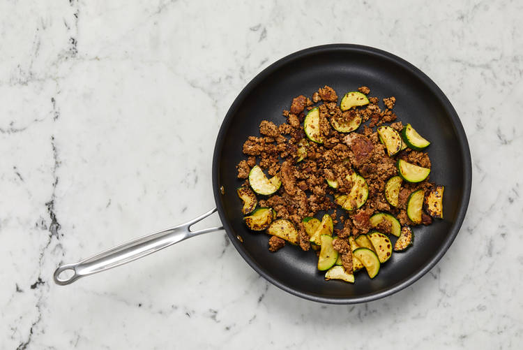 Cook turkey and zucchini