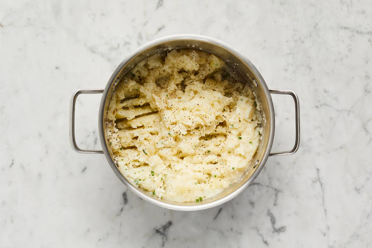 Make sauce and finish mash