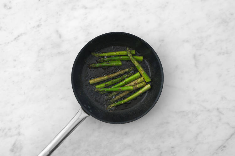 Cuocere gli asparagi