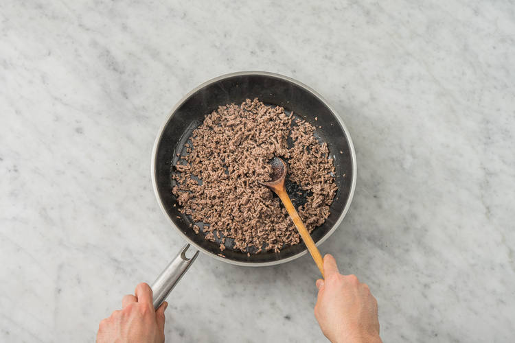 Cook the plant-based mince