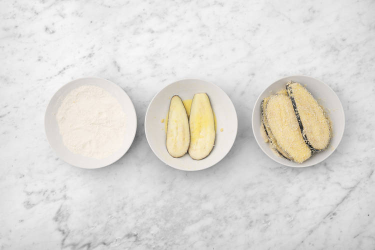 Crumb the eggplant