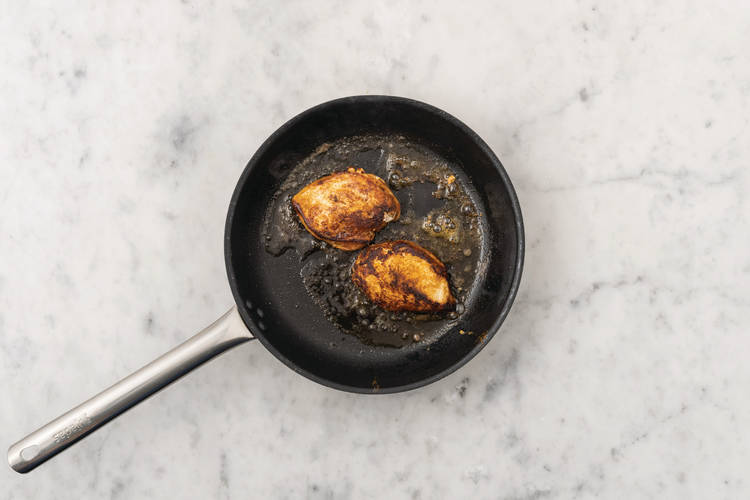 Cook the halloumi